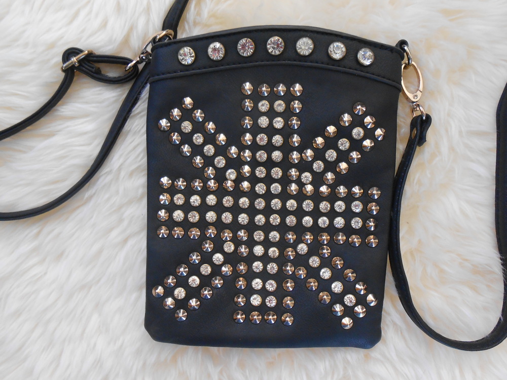 D'ORCIA CROSSBODY-SILVER & GOLD STUDS-BLACK-EXCELLENT!
